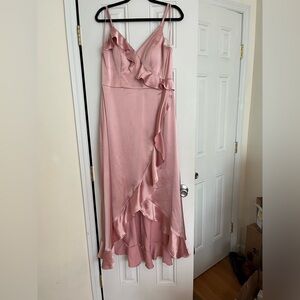 Paloma style bridesmaid dress from Revelry. Blushing bride color. Size 14.